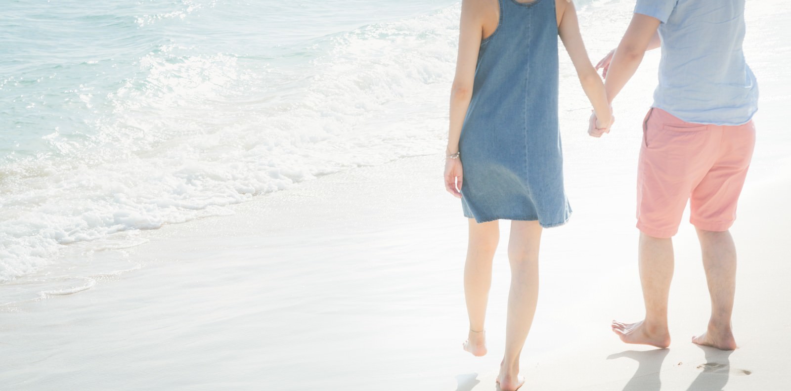 宮古島の美しいビーチでのウェディング撮影